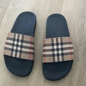 Burberry Women’s  Check Slide Sandals - Black and Tan